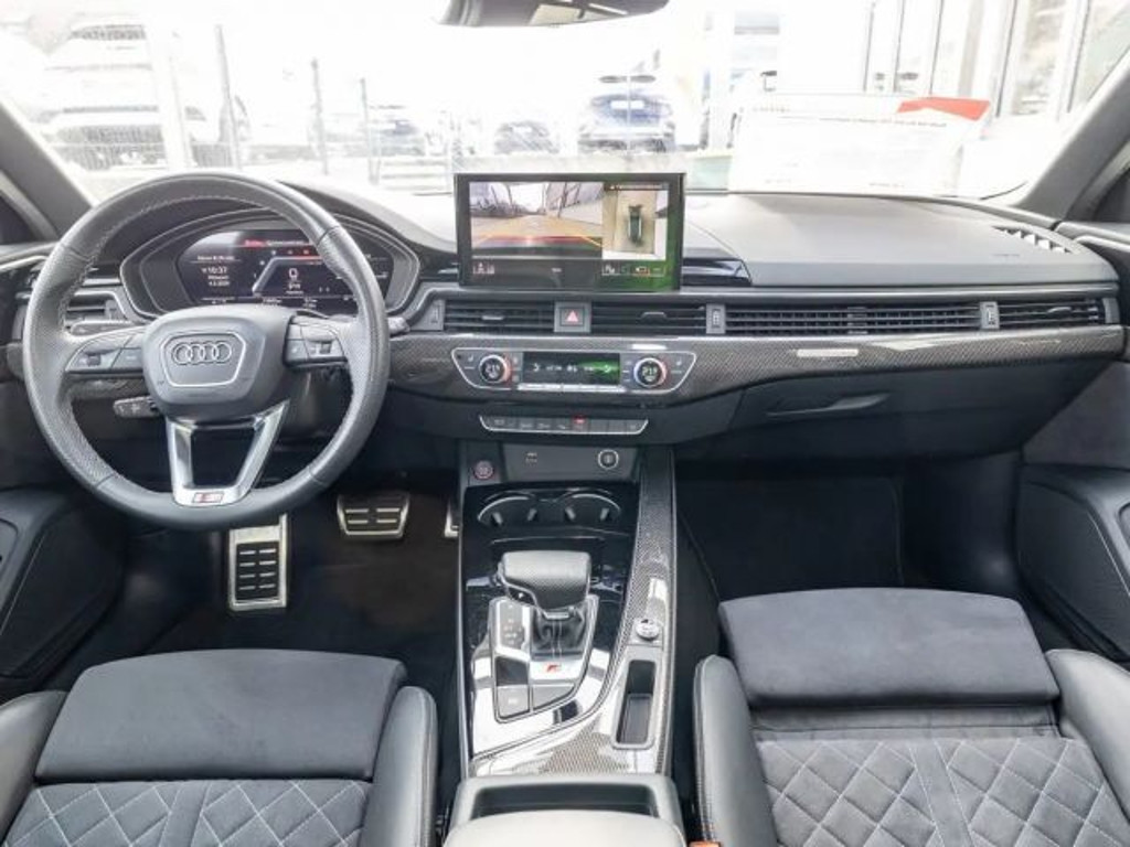 Audi S4