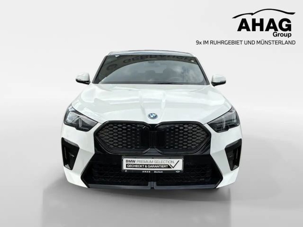 BMW iX2