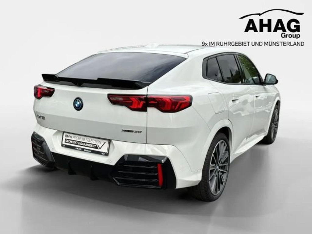 BMW iX2
