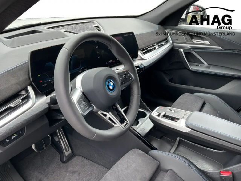 BMW iX2
