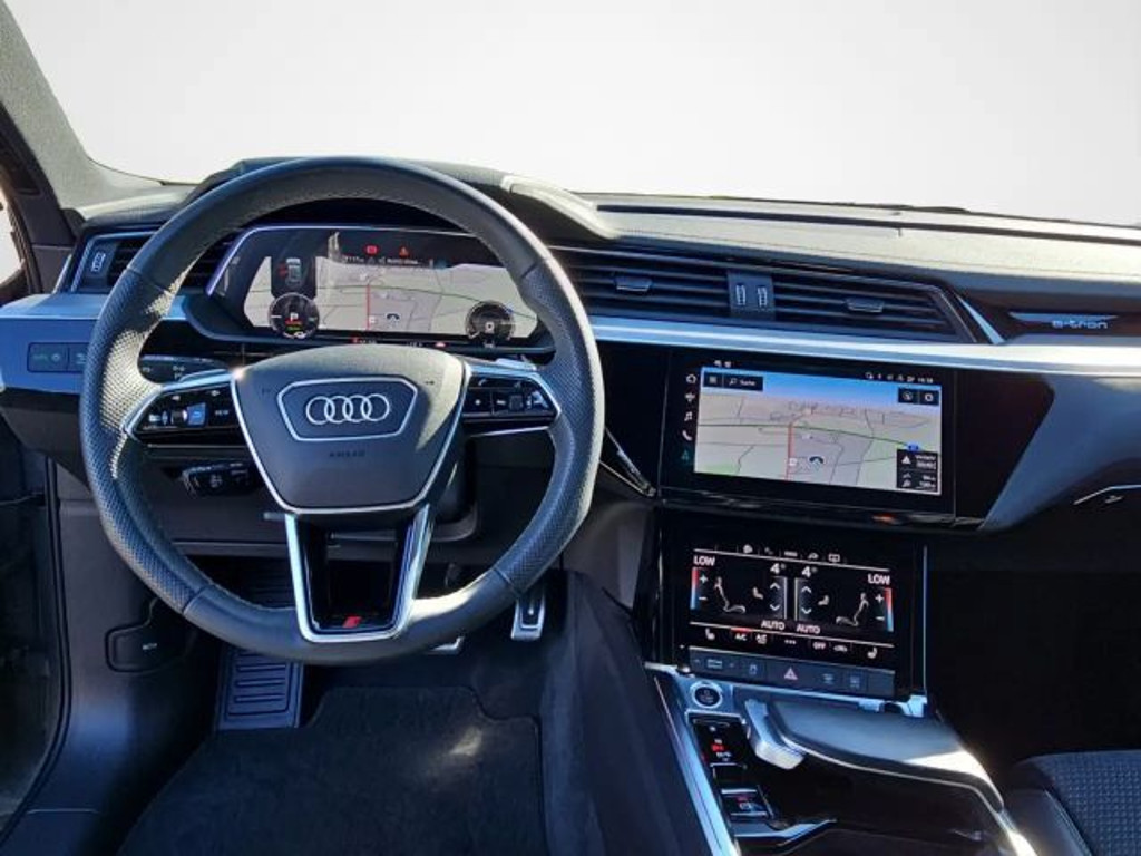 Audi Q8 e-tron