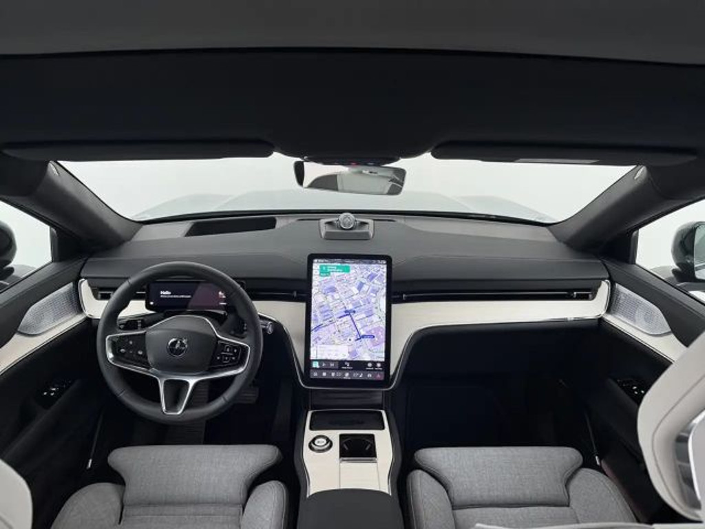 Volvo EX90