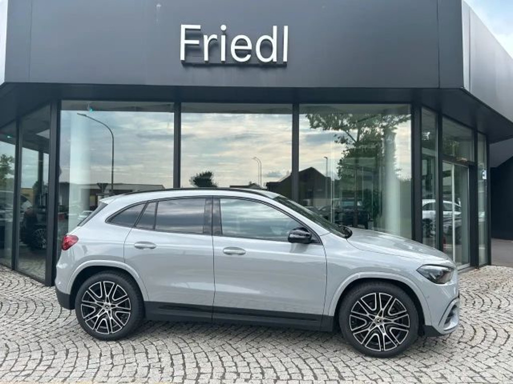Mercedes-Benz GLA-Klasse