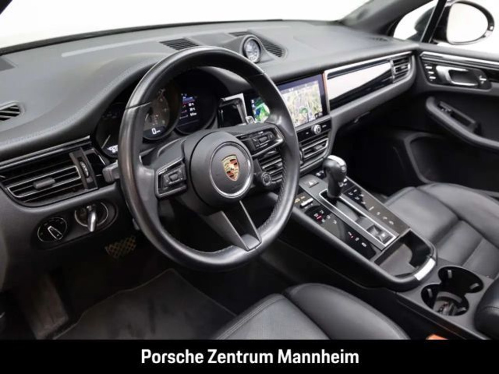 Porsche Macan S