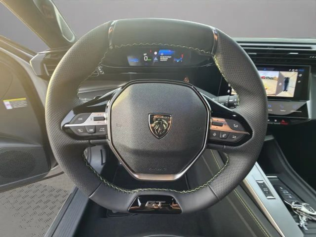 Peugeot e-308