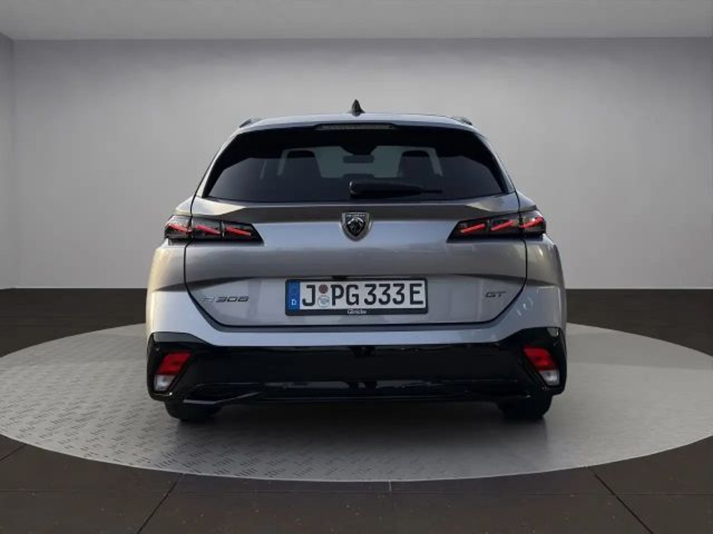 Peugeot e-308