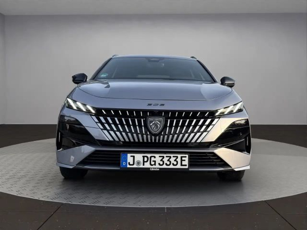 Peugeot e-308