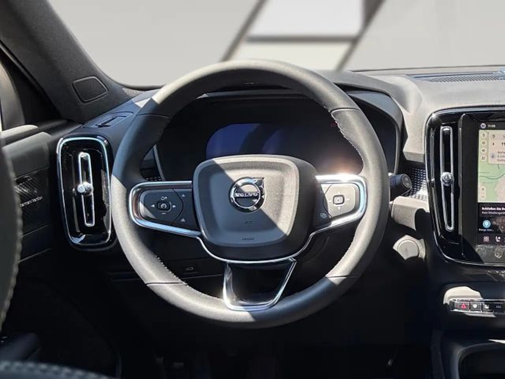 Volvo EX40