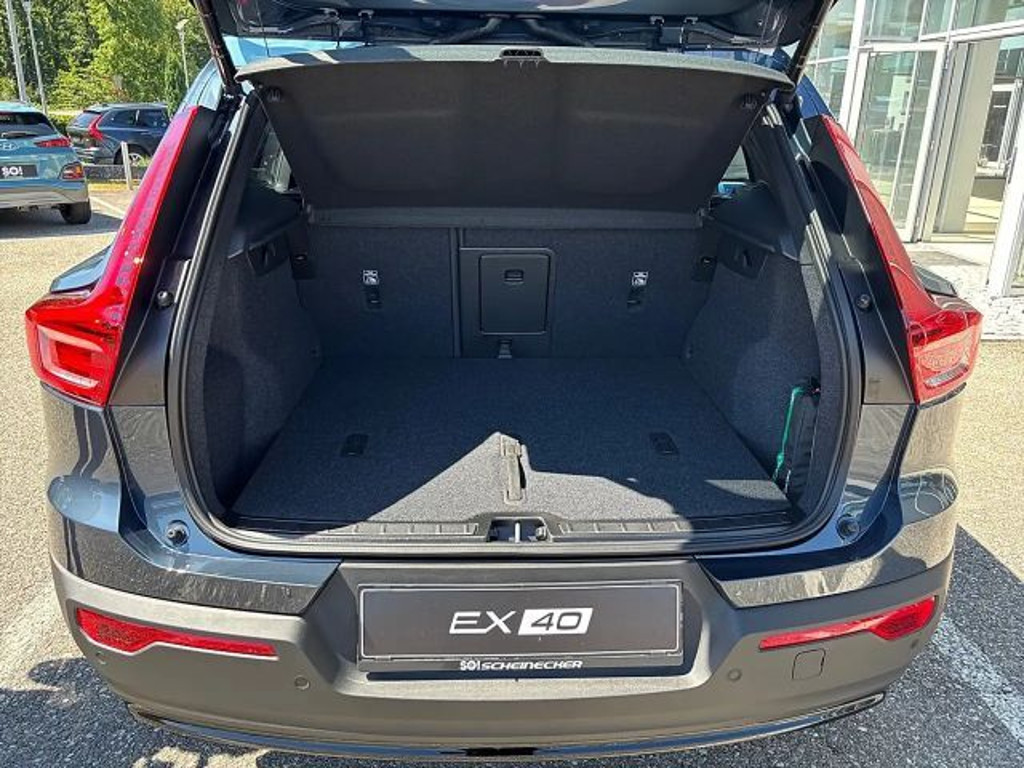 Volvo EX40