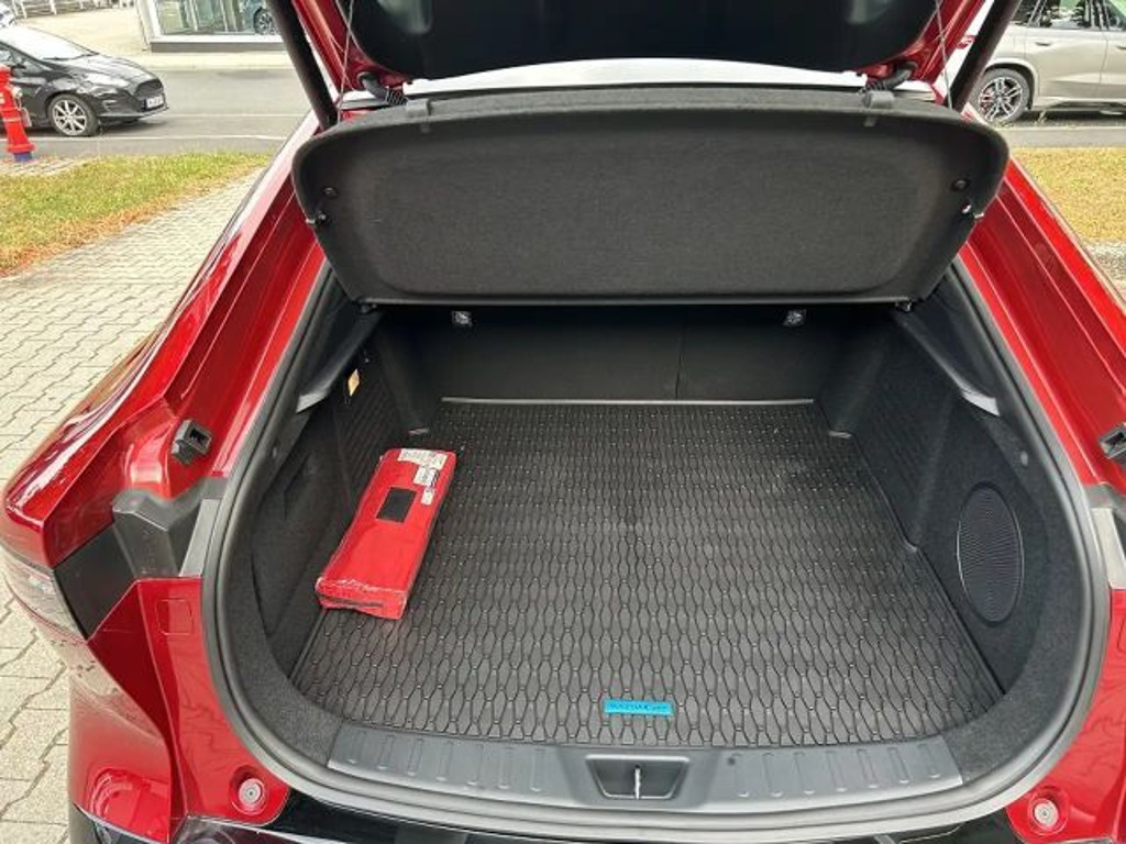 Mazda 6e