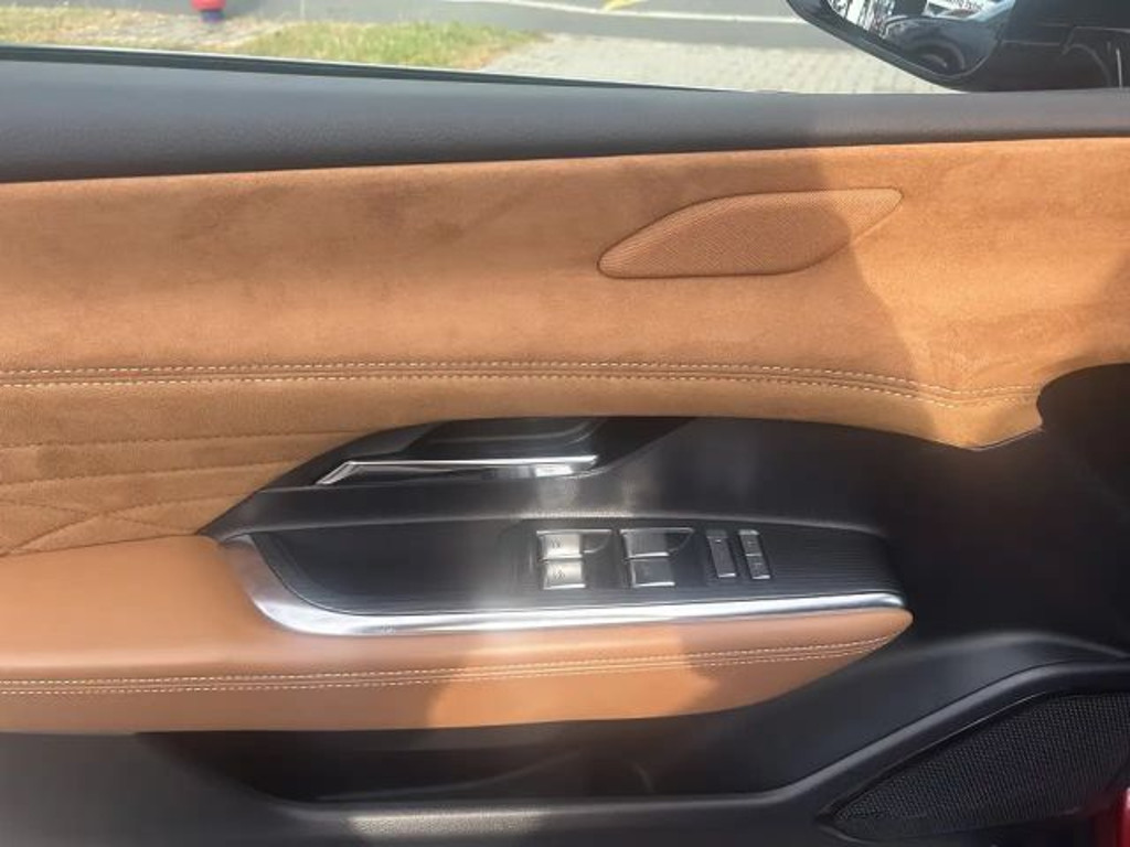 Mazda 6e