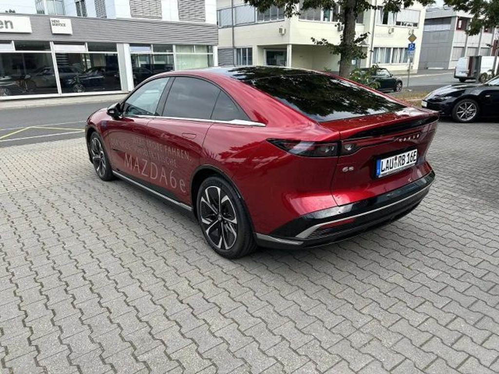 Mazda 6e