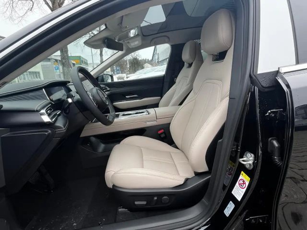 Mazda 6e