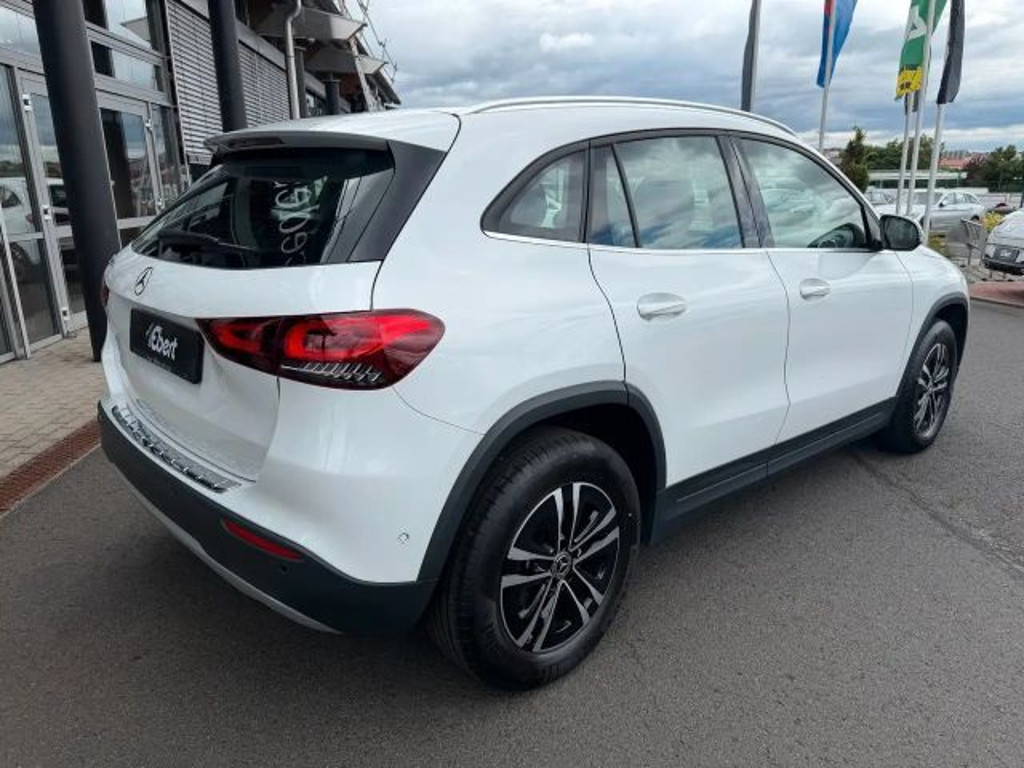 Mercedes-Benz GLA-Klasse