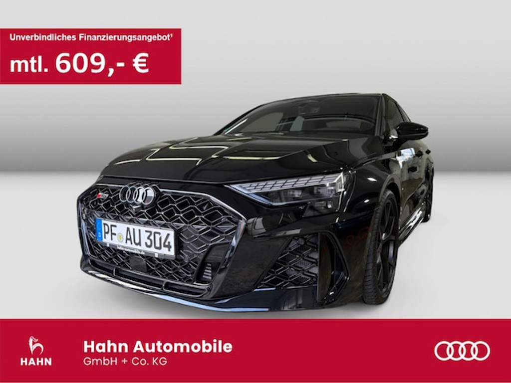 Audi RS3 Sedan Quattro S-Tronic