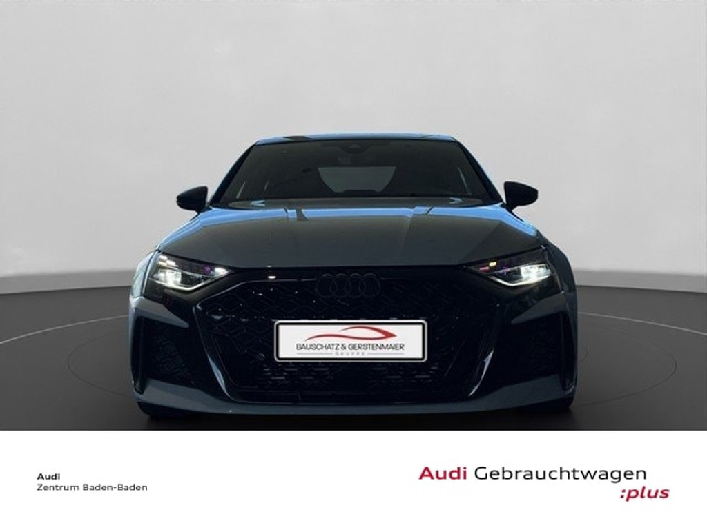 Audi RS3 Sedan Quattro S-Tronic