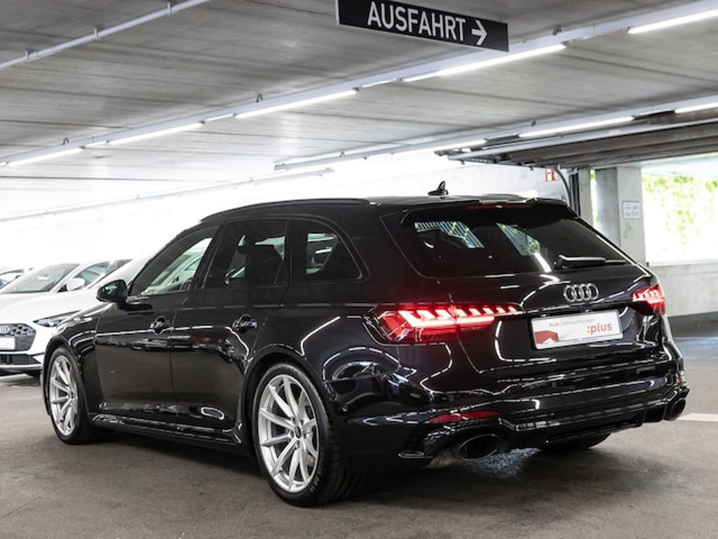 Audi RS4