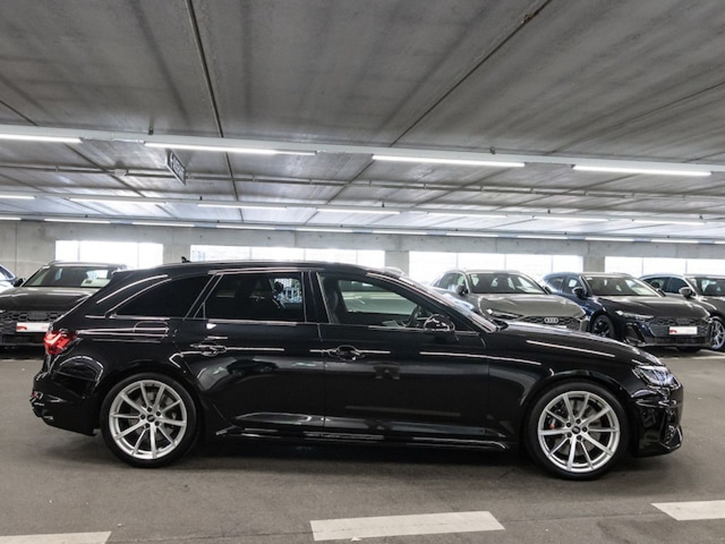 Audi RS4