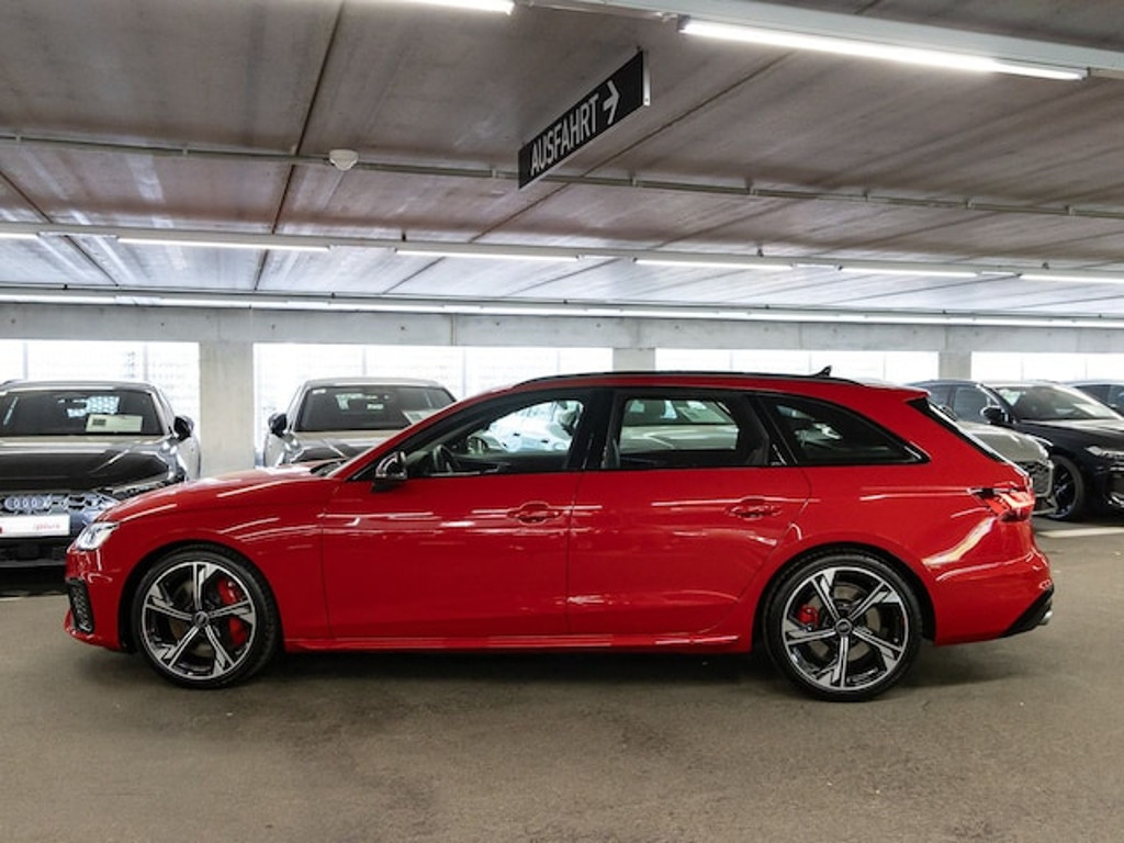 Audi S4