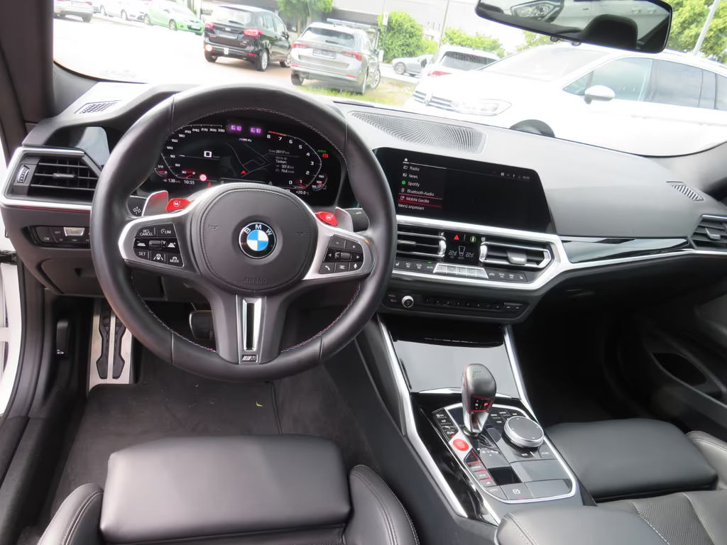 BMW M4