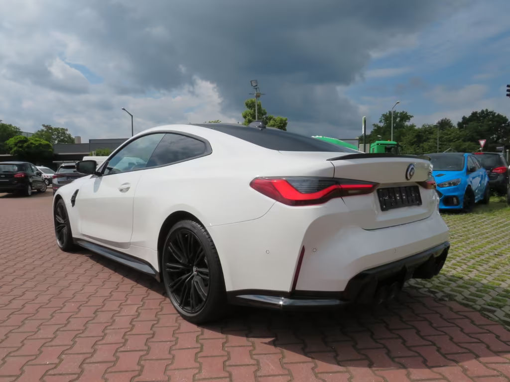 BMW M4