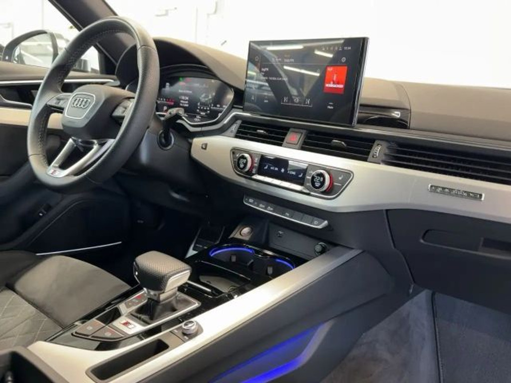 Audi S4
