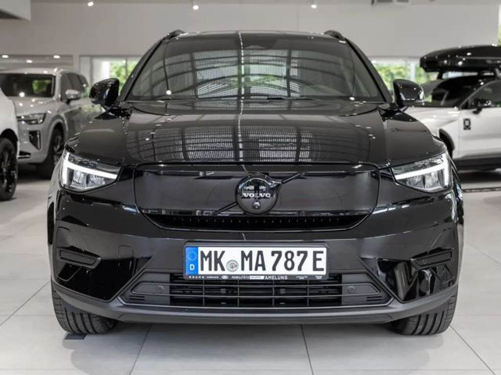 Volvo EX40