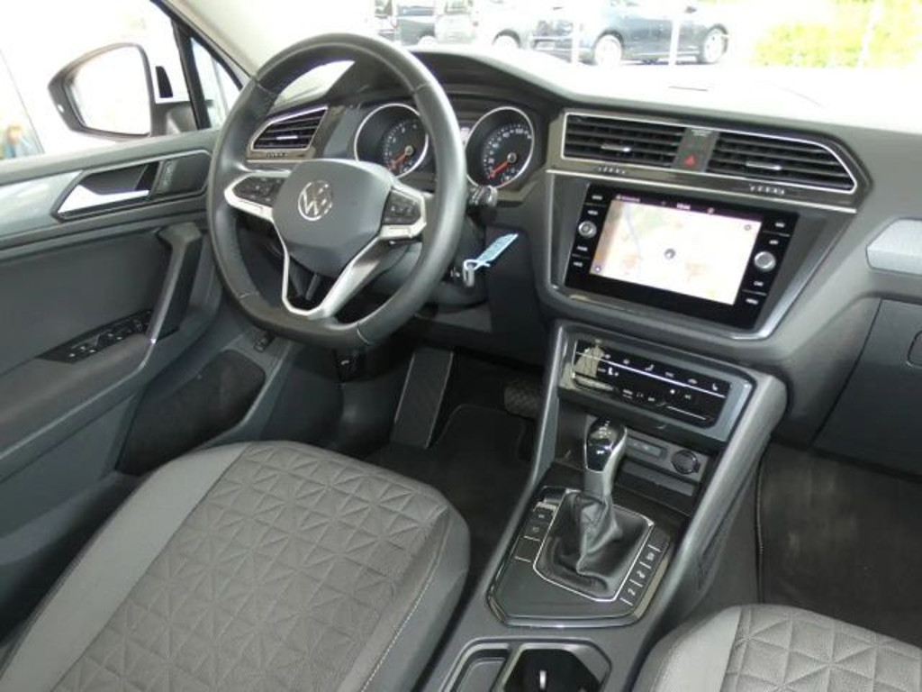 Volkswagen Tiguan DSG Life