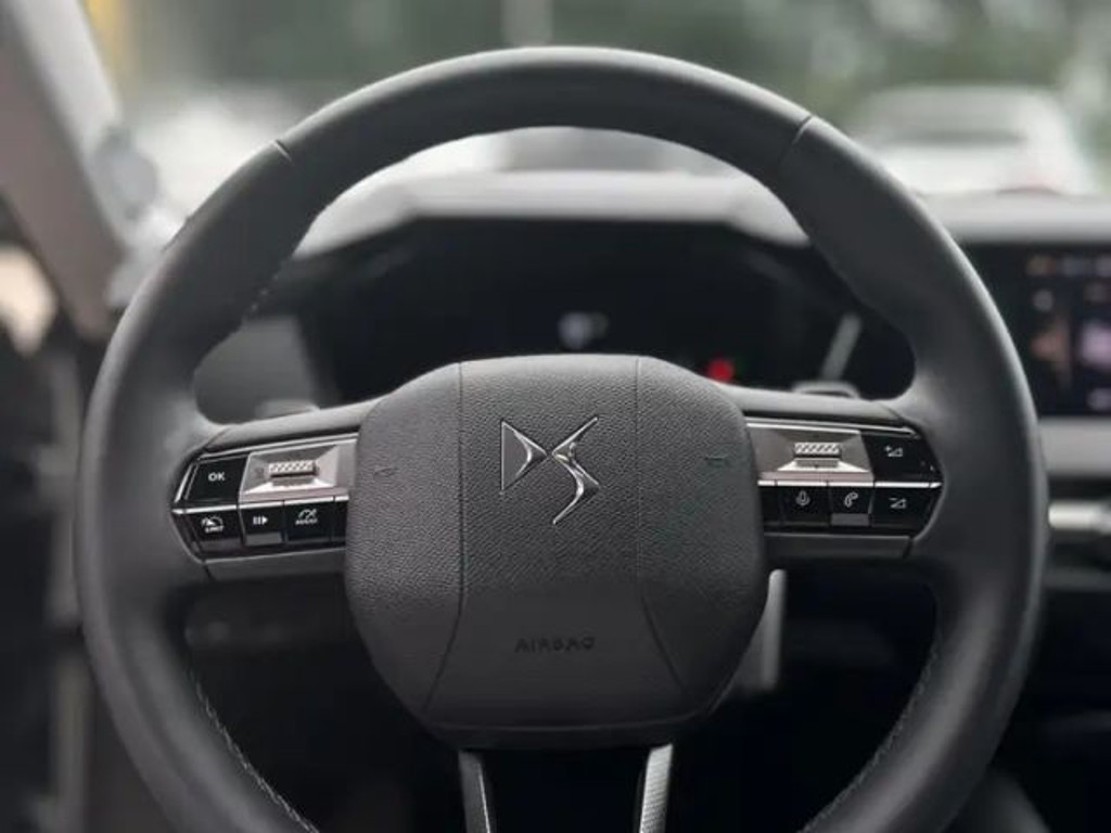 DS DS 4