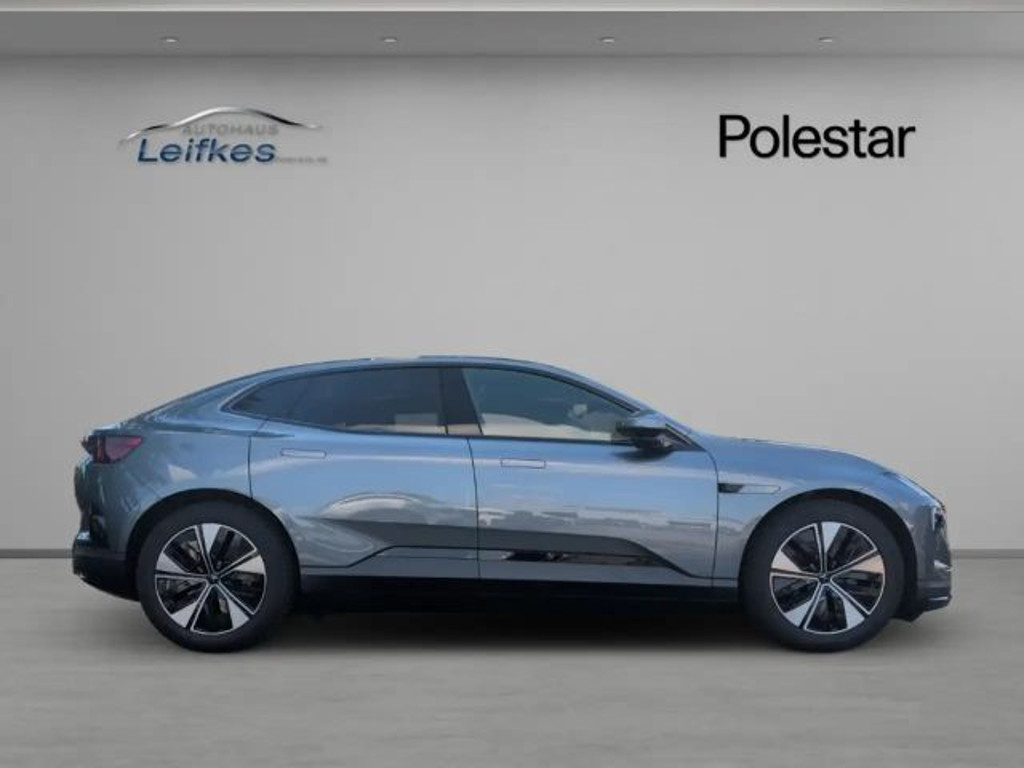 Polestar 4