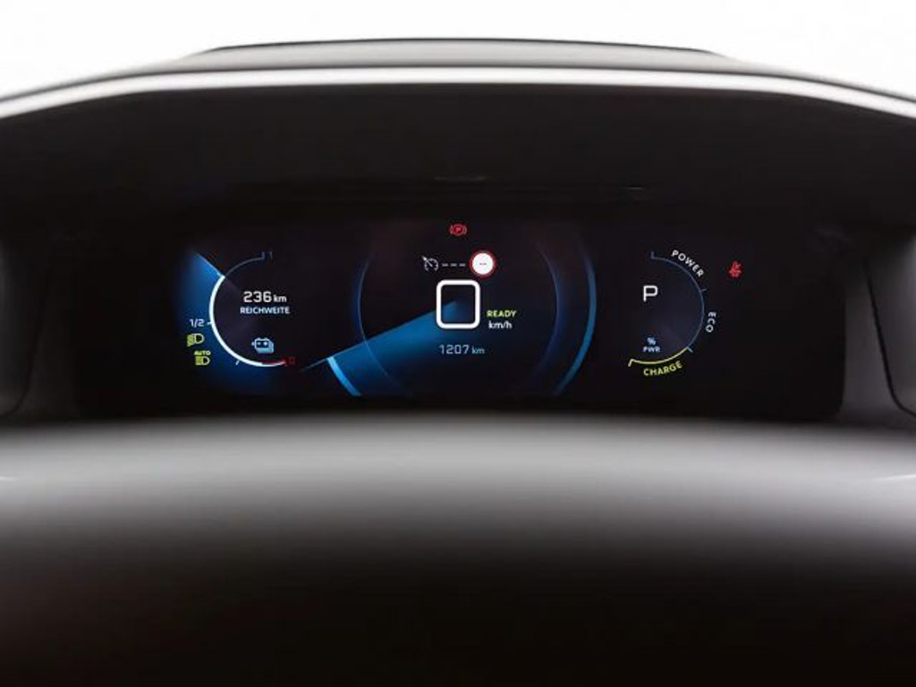 Peugeot e-2008