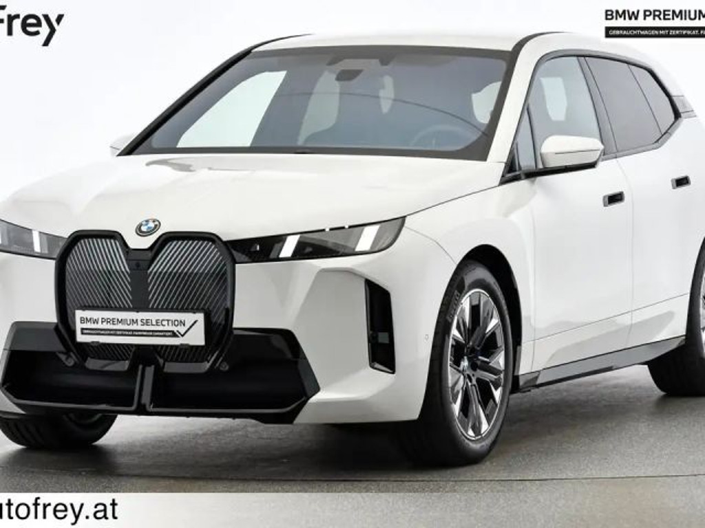 BMW iX xDrive45