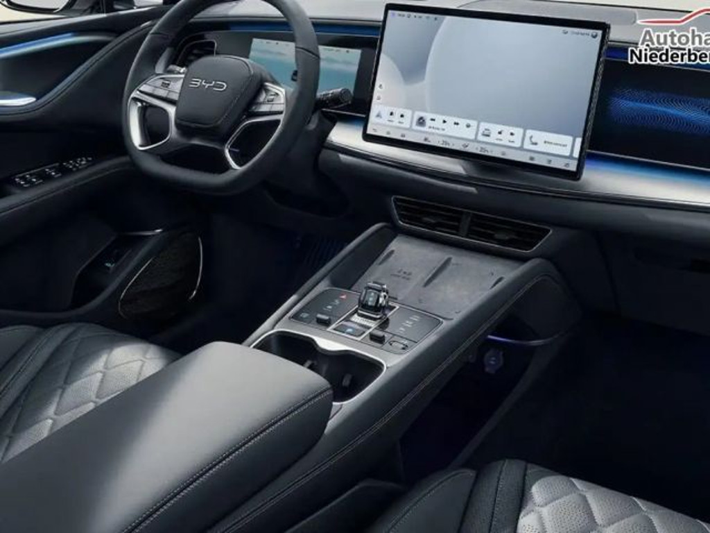 BYD Sealion 7