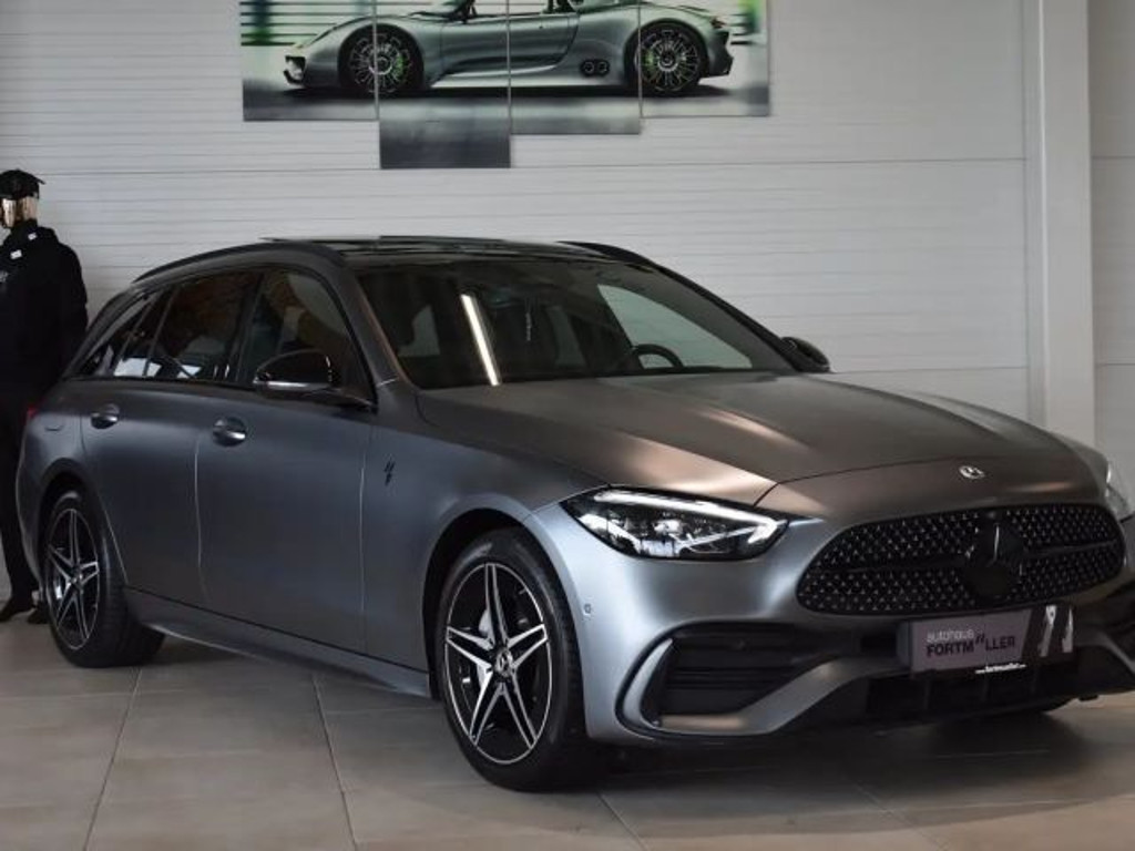 Mercedes-Benz C-Klasse C 300 AMG Line Sport Edition Estate Sportpakket C 300 e