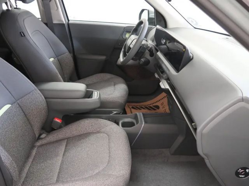 Kia EV2