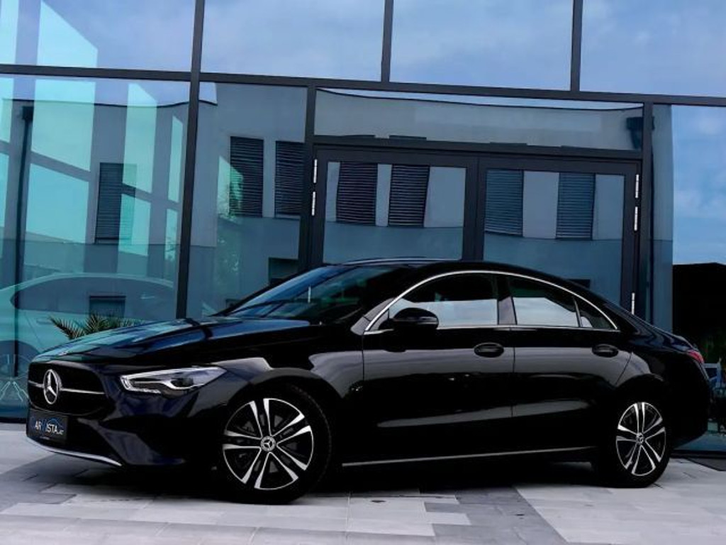 Mercedes-Benz CLA-Klasse CLA 180 Sedan