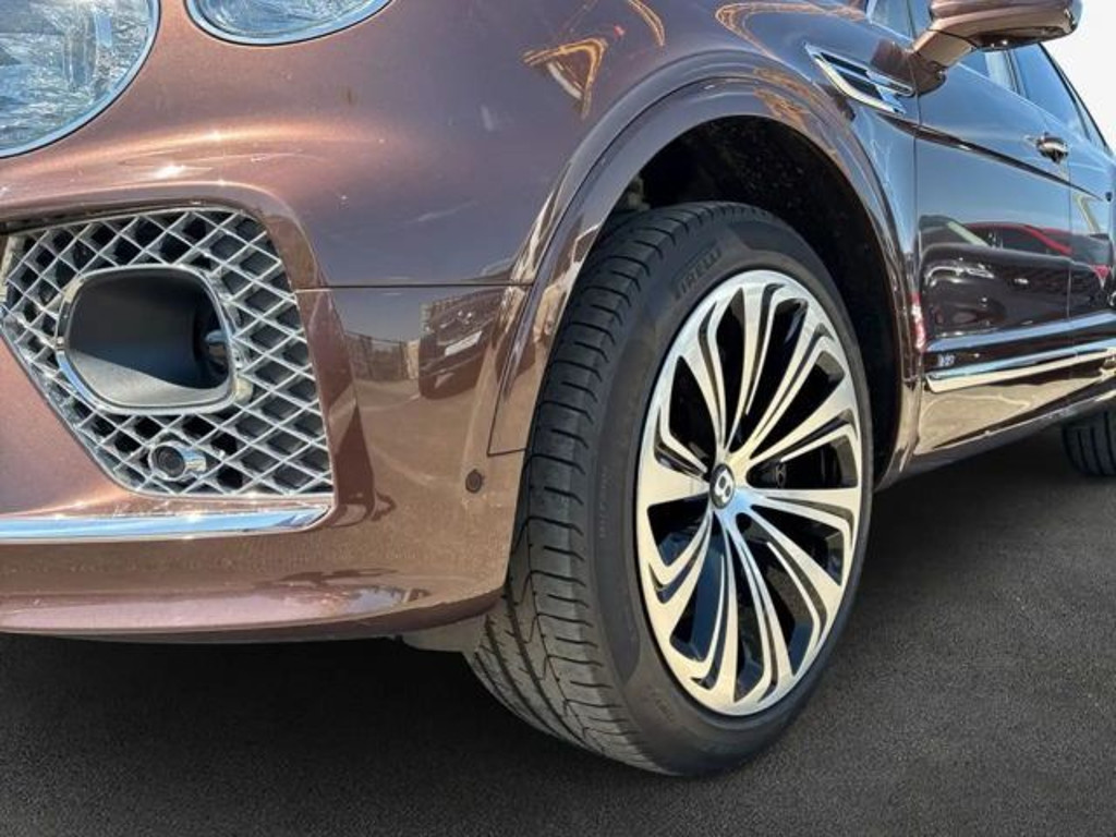 Bentley Bentayga V8