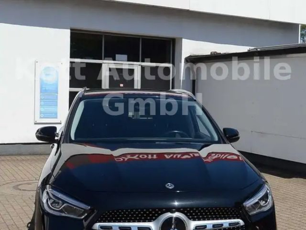 Mercedes-Benz GLA-Klasse GLA 200 AMG Line