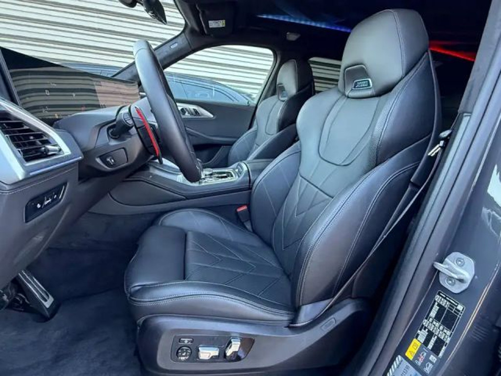BMW XM