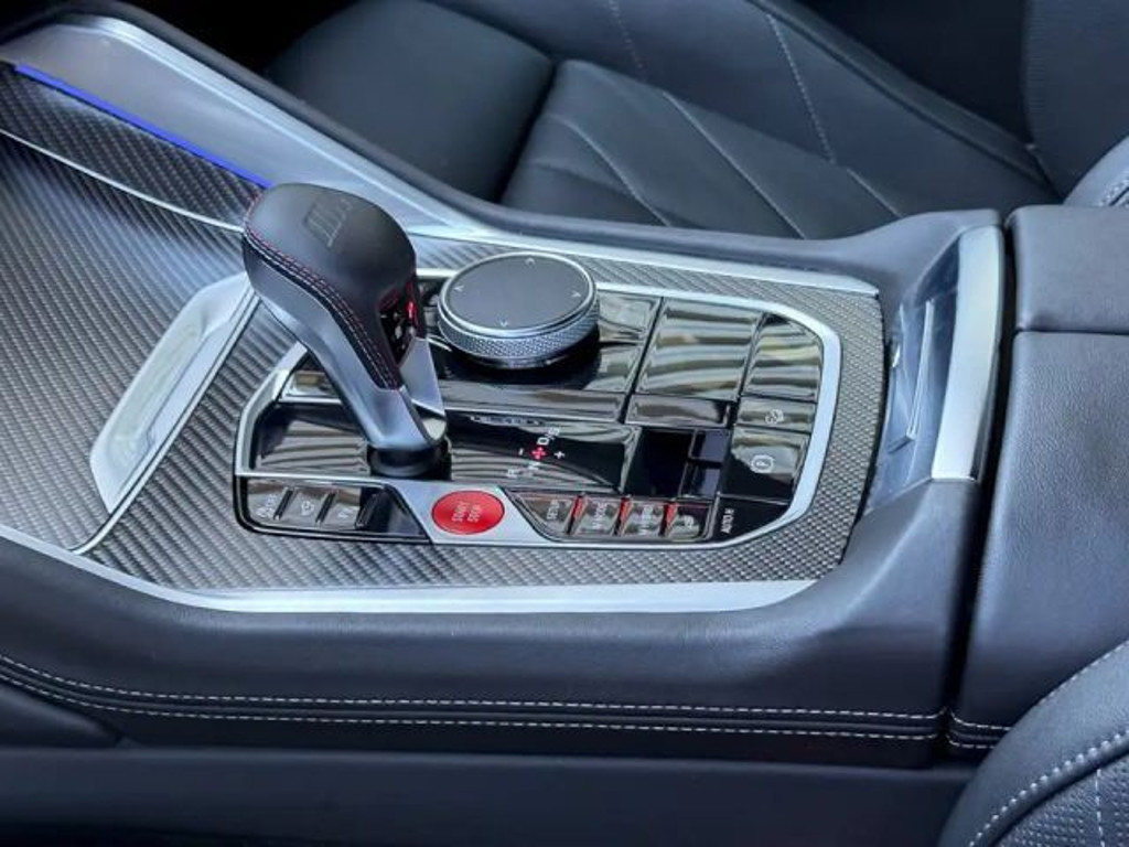 BMW XM