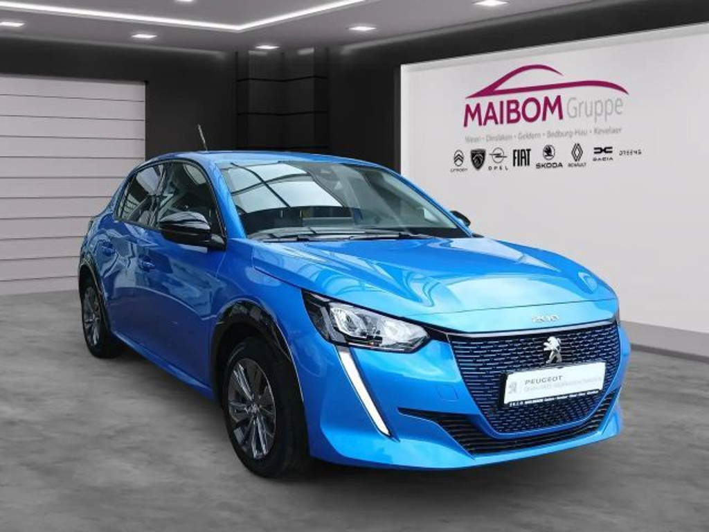 Peugeot e-208