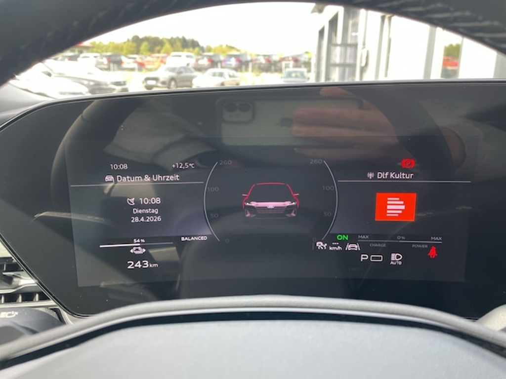Audi A6 e-tron