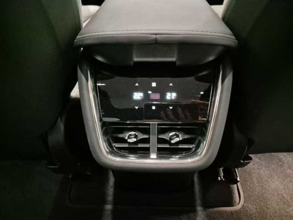 Volvo EX90