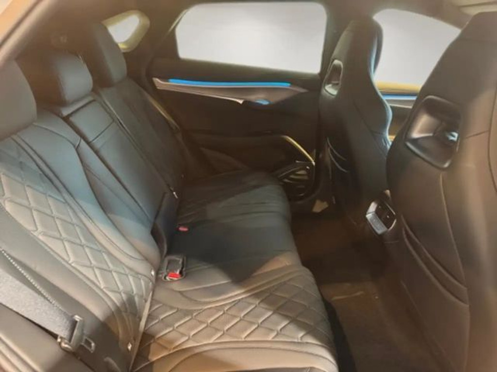 BYD Sealion 7