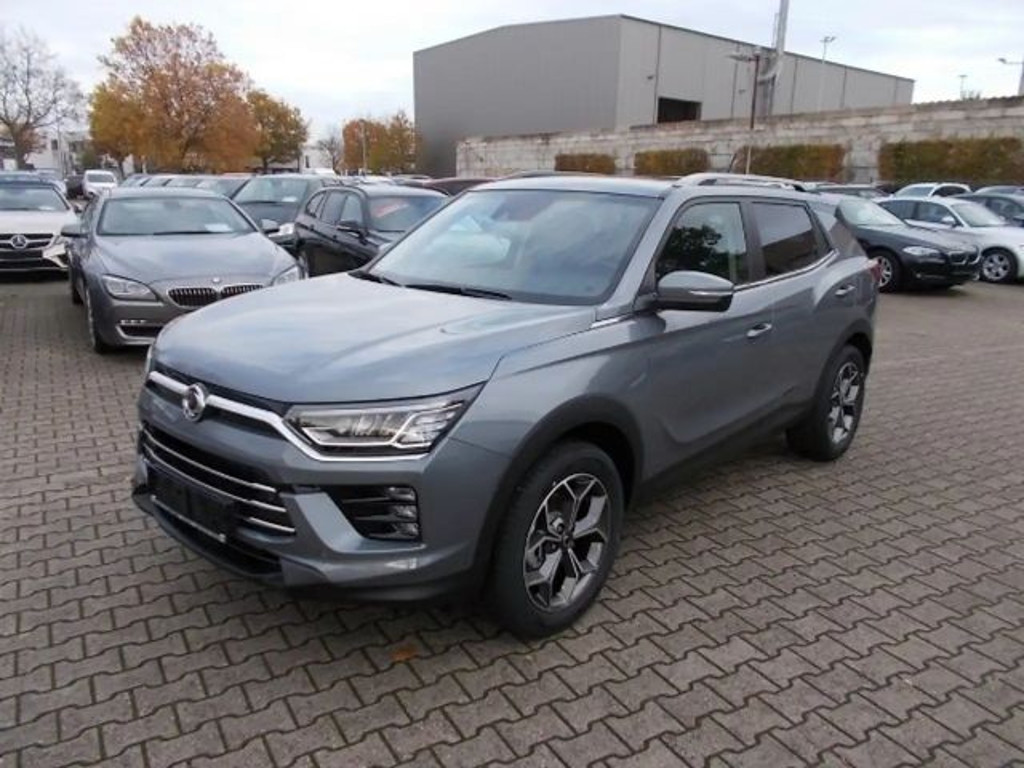 SsangYong Korando Quarz 1.5T LED, Navi, Keyless, Aku 18"