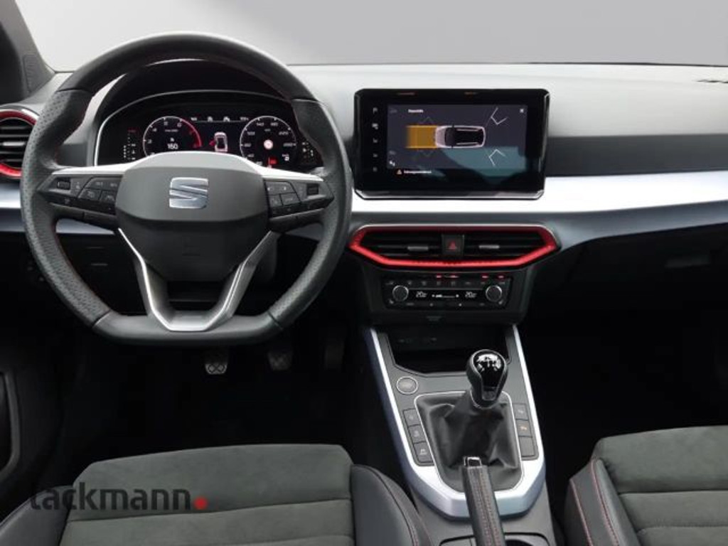 Seat Arona