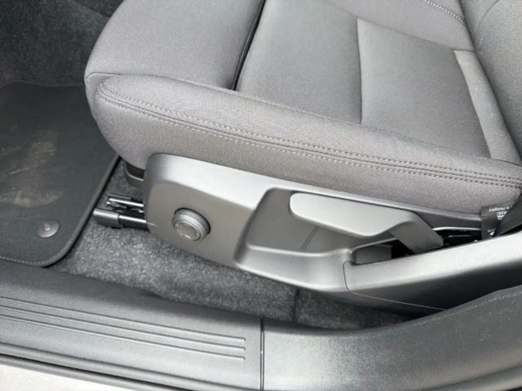 Volvo EX40