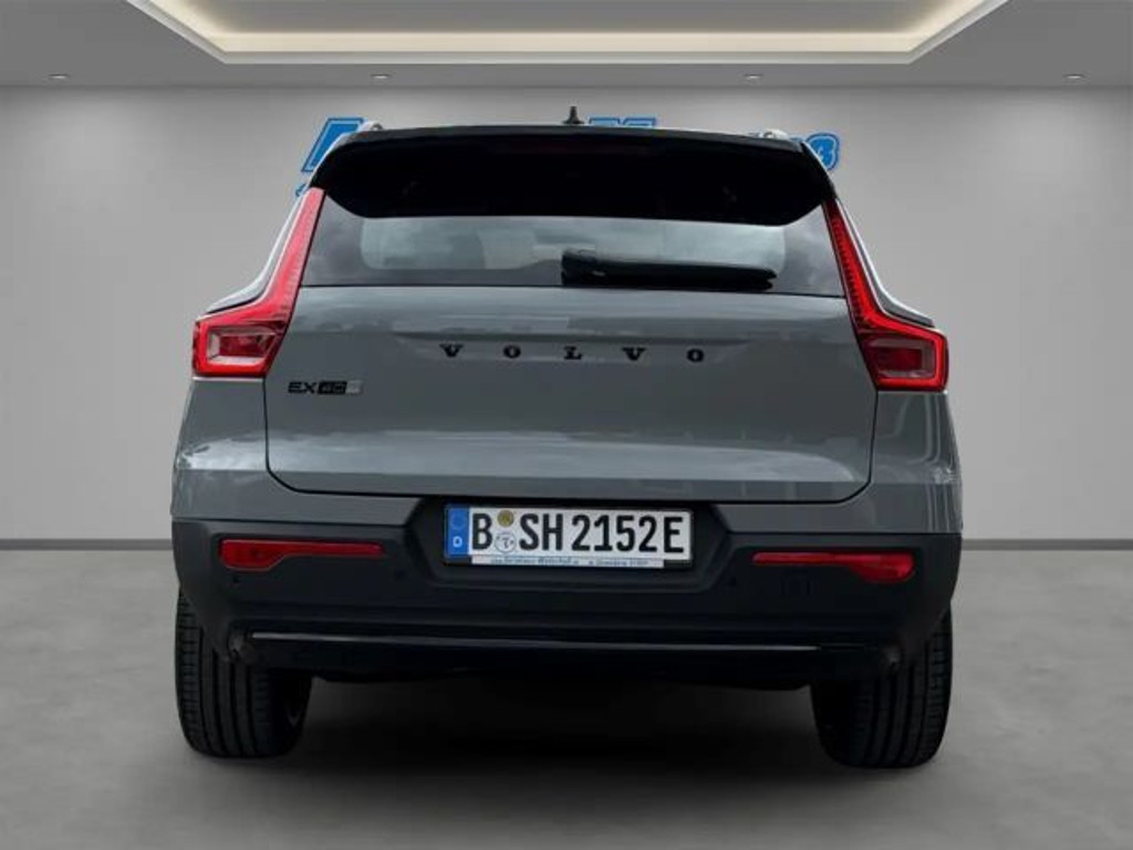 Volvo EX40