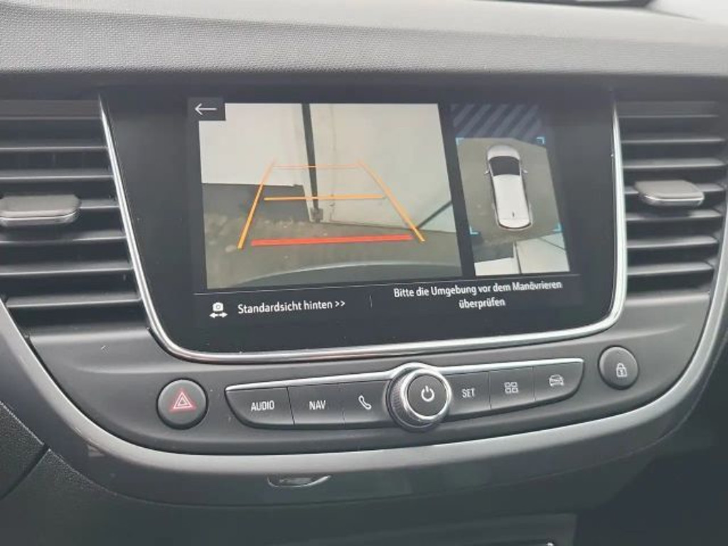 Opel Crossland X