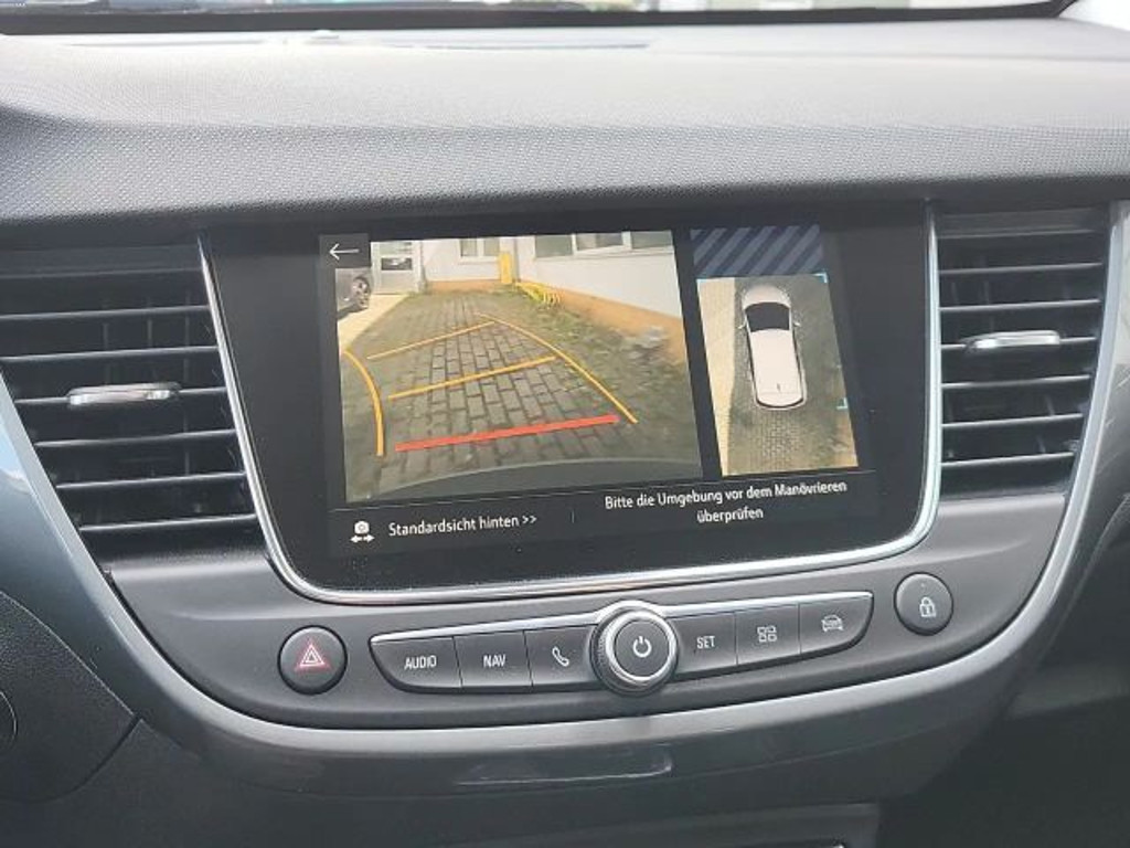 Opel Crossland X